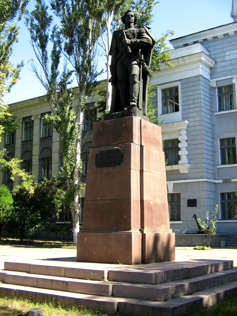 Монумент Ушакову в Херсоне
