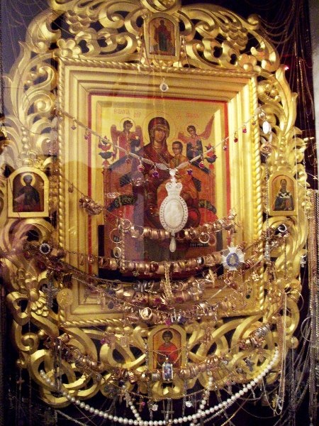 Список иконы Божией Матери, именуемая «Всецарица» («Панта́насса») находится в городе Екатеринодар